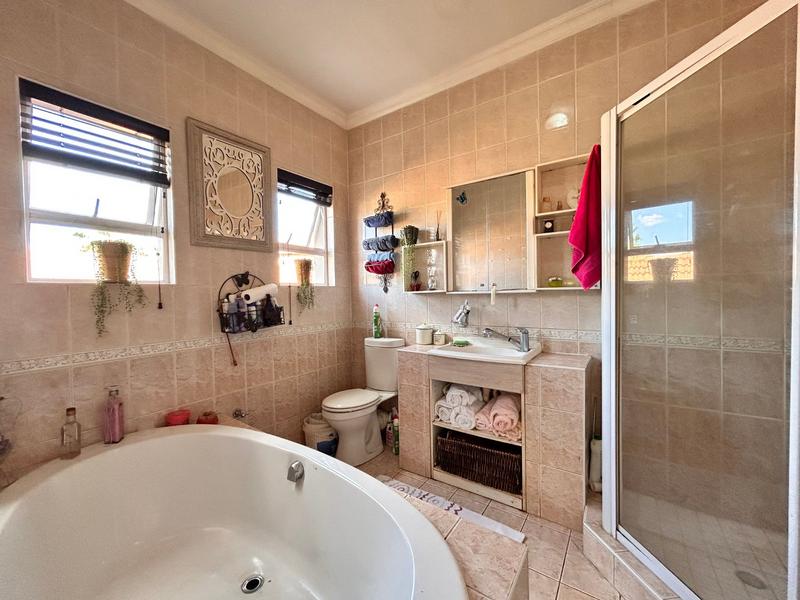 4 Bedroom Property for Sale in Melodie North West